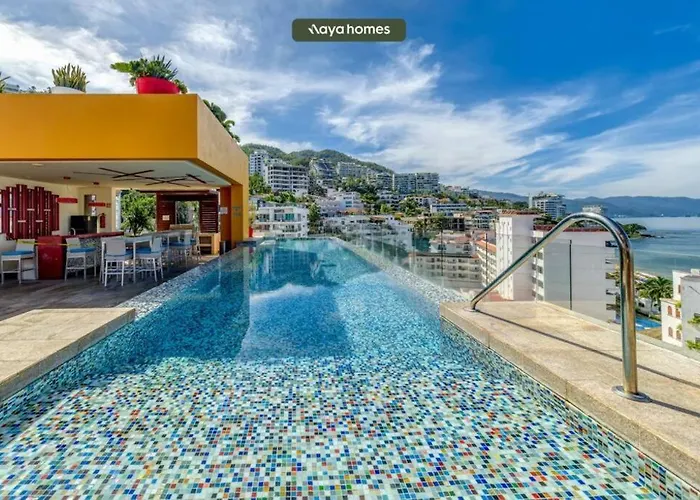Chic Studio W/Rooftop Pool - Ocean View - King Bed